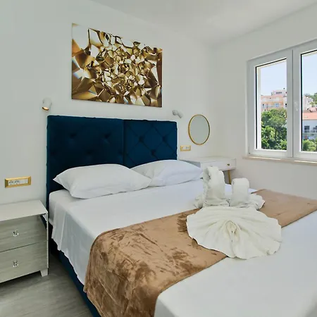 Lägenhet Luxury Veronika *