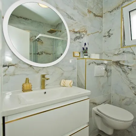 Daire Luxury Veronika *