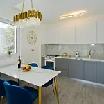Luxury Veronika * Хвар