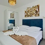 Luxury Veronika Апартаменти Хвар
